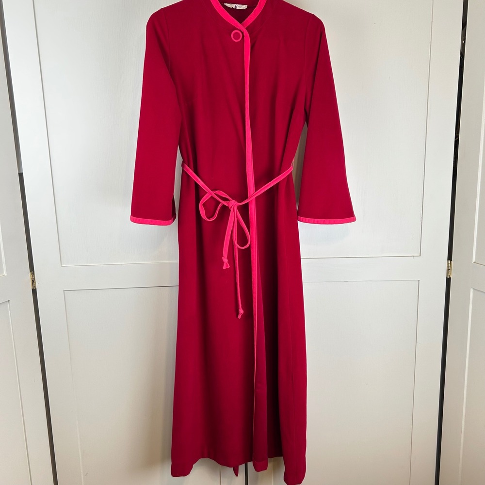 Vintage Vanity Fair Robe Womens 12 Pink Red Dacron Maxi Tie Waist MCM Kitsch